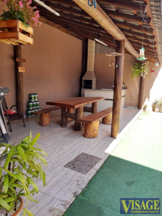 Imagem Casa com 4 Quartos à Venda, em Vila Branca - Jacareí Imagem Casa com 4 Quartos à Venda, em Vila Branca - Jacareí