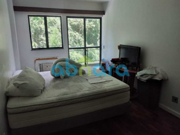 Imagem Apartamento com 3 Quartos à Venda, 130 m² em Copacabana - Rio De Janeiro Imagem Apartamento com 3 Quartos à Venda, 130 m² em Copacabana - Rio De Janeiro