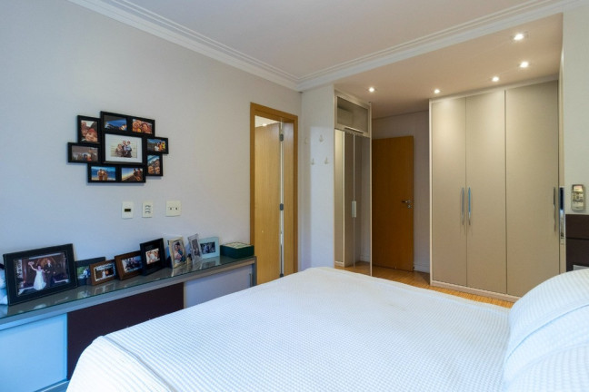 Imagem Imóvel com 4 Quartos à Venda, 173 m² em Granja Julieta - São Paulo