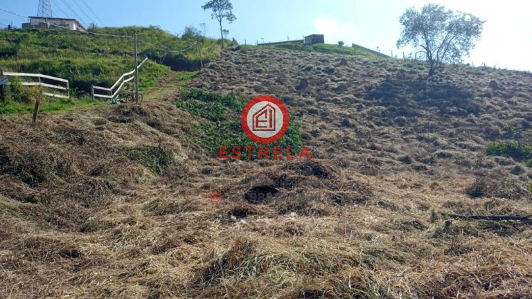 Terreno à Venda, 3.486 m² em Capoeirinha - Guararema