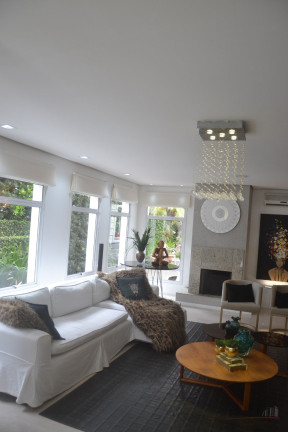 Imagem Casa com 4 Quartos à Venda, 306 m² em Jurerê - Florianópolis Imagem Casa com 4 Quartos à Venda, 306 m² em Jurerê - Florianópolis