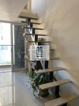 Imagem Imóvel com 3 Quartos à Venda, 140 m² em Centro - Três Rios Imagem Imóvel com 3 Quartos à Venda, 140 m² em Centro - Três Rios