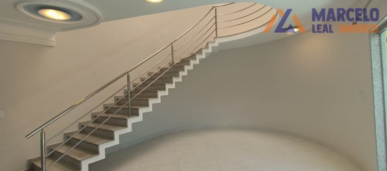 Imagem Casa com 4 Quartos à Venda, 375 m² em Candeias - Vitória Da Conquista