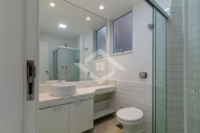 Imagem Apartamento com 3 Quartos à Venda, 135 m² em Copacabana - Rio De Janeiro