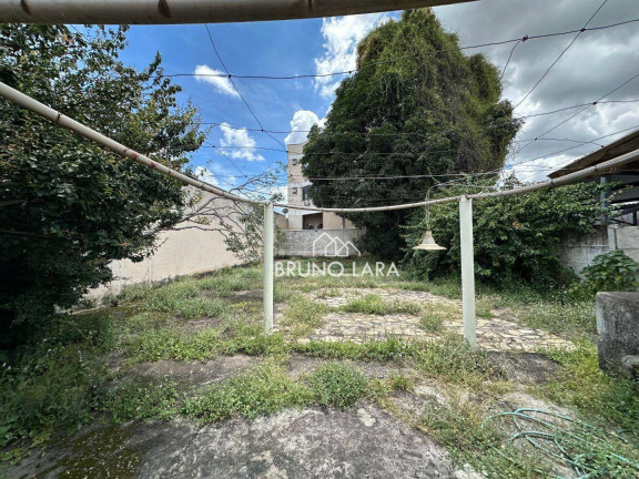 Imagem Casa com 3 Quartos à Venda, 300 m² em Centro - Betim Imagem Casa com 3 Quartos à Venda, 300 m² em Centro - Betim