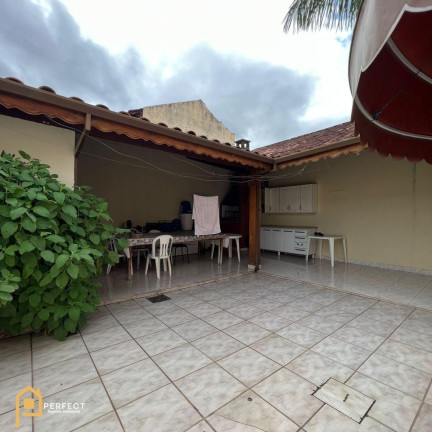 Imagem Casa com 4 Quartos à Venda, 300 m² em Terra Nova - Taubaté