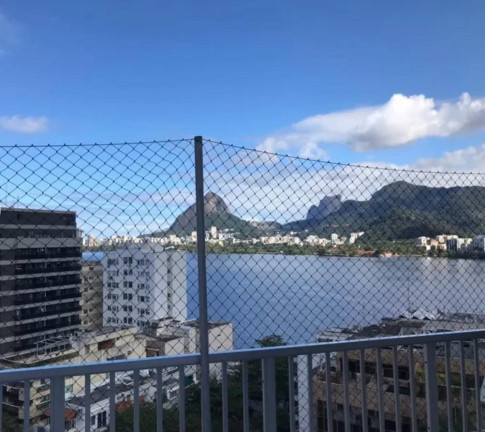 Imagem Cobertura com 2 Quartos à Venda, 192 m² em Lagoa - Rio De Janeiro Imagem Cobertura com 2 Quartos à Venda, 192 m² em Lagoa - Rio De Janeiro