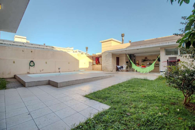 Imagem Casa com 4 Quartos à Venda, 260 m² em São João Do Rio Vermelho - Florianópolis Imagem Casa com 4 Quartos à Venda, 260 m² em São João Do Rio Vermelho - Florianópolis
