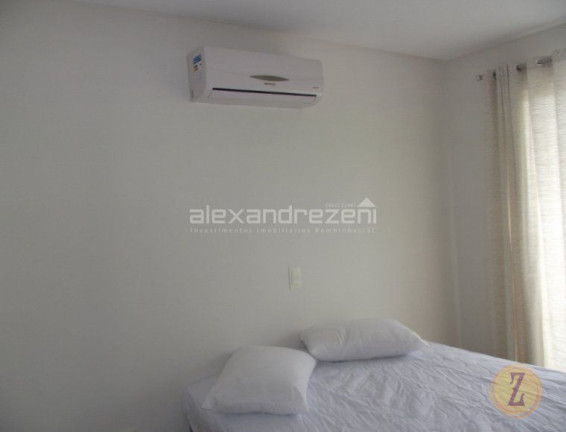 Imagem Apartamento com 2 Quartos para Temporada, 75 m² em Bombas - Bombinhas Imagem Apartamento com 2 Quartos para Temporada, 75 m² em Bombas - Bombinhas