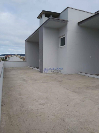 Imagem Sobrado com 4 Quartos à Venda, 388 m² em Centro - Balneário Piçarras