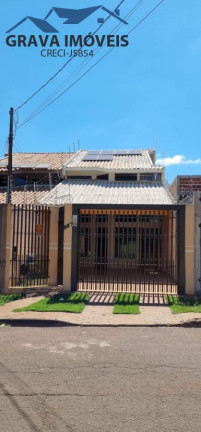 Casa com 3 Quartos à Venda, 249 m² em Vila Santa Izabel - Maringá