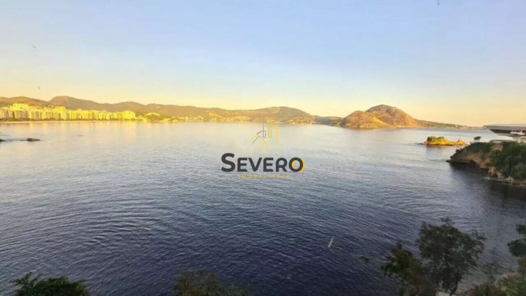 Imagem Apartamento com 4 Quartos à Venda, 475 m² em Ingá - Niterói