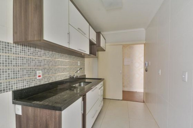 Imagem Imóvel com 2 Quartos à Venda, 75 m² em Rio Branco - Porto Alegre Imagem Imóvel com 2 Quartos à Venda, 75 m² em Rio Branco - Porto Alegre