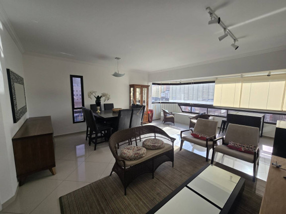 Apartamento com 3 Quartos à Venda, 157 m² em Embaré - Santos