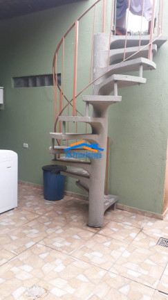 Foto do imóvel Casa com 2 Quartos à Venda, 111 m² em Pestana - Osasco