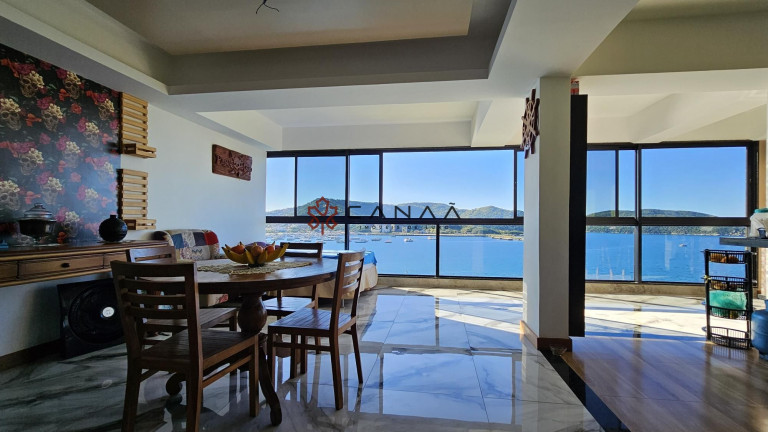 Imagem Casa com 2 Quartos à Venda, 400 m² em Centro - Arraial Do Cabo