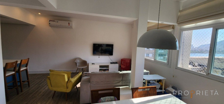 Imagem Apartamento com 2 Quartos à Venda, 72 m² em Lagoa - Rio De Janeiro Imagem Apartamento com 2 Quartos à Venda, 72 m² em Lagoa - Rio De Janeiro