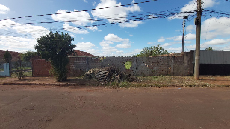 Imagem Terreno à Venda, 1.243 m² em Amambaí - Campo Grande Imagem Terreno à Venda, 1.243 m² em Amambaí - Campo Grande