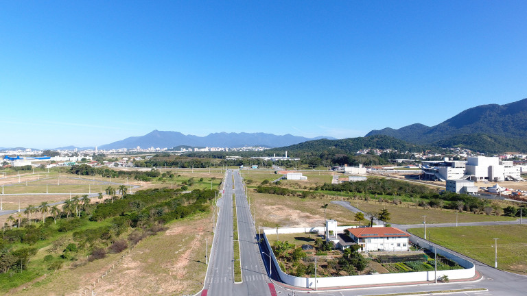 Imagem Terreno à Venda, 365 m² em Sertão Do Maruim - São José Imagem Terreno à Venda, 365 m² em Sertão Do Maruim - São José