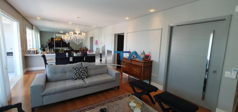 Imagem Imóvel com 3 Quartos à Venda, 183 m² em Cambuí - Campinas Imagem Imóvel com 3 Quartos à Venda, 183 m² em Cambuí - Campinas