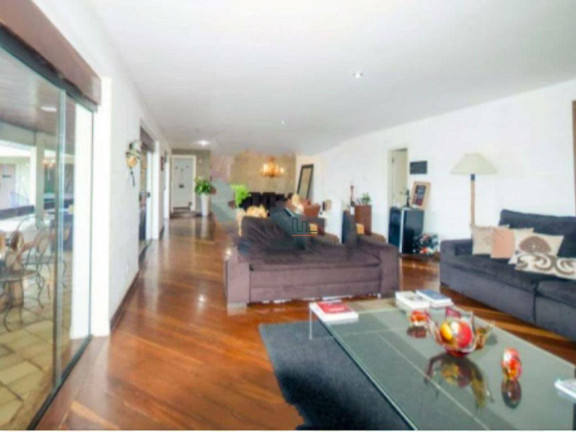 Imagem Casa com 7 Quartos à Venda, 1.800 m² em São Francisco - Niterói Imagem Casa com 7 Quartos à Venda, 1.800 m² em São Francisco - Niterói