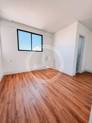 Imagem Apartamento com 3 Quartos à Venda, 117 m² em Vila Operária - Itajaí Imagem Apartamento com 3 Quartos à Venda, 117 m² em Vila Operária - Itajaí