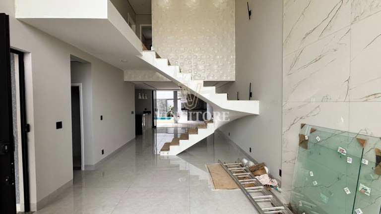 Imagem Sobrado com 4 Quartos à Venda, 250 m² em Jardim Golden Park Residence - Hortolândia