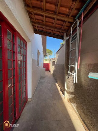 Imagem Casa com 5 Quartos à Venda, 280 m² em Alto Do Cristo - Taubaté Imagem Casa com 5 Quartos à Venda, 280 m² em Alto Do Cristo - Taubaté