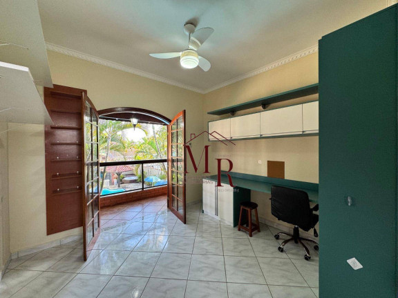 Imagem Sobrado com 4 Quartos à Venda, 370 m² em Balneário Flórida - Praia Grande Imagem Sobrado com 4 Quartos à Venda, 370 m² em Balneário Flórida - Praia Grande