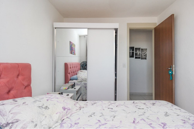 Imagem Apartamento com 2 Quartos à Venda, 39 m² em Vila Nova - Porto Alegre