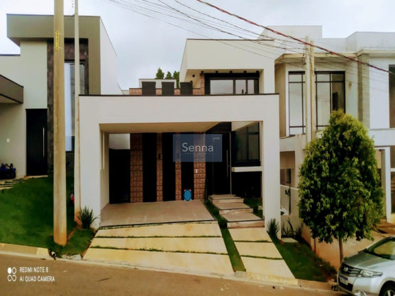 Casa com 4 Quartos à Venda,  em Centro (jacaré) - Cabreúva