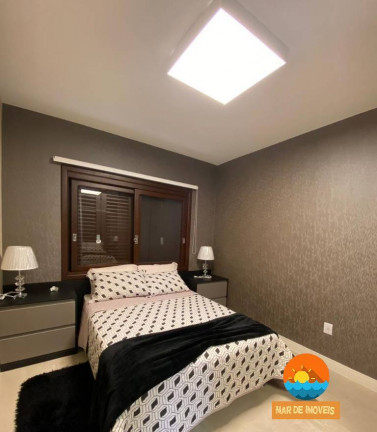Imagem Casa de Condomínio com 4 Quartos à Venda, 220 m² em Zona Nova - Capão Da Canoa