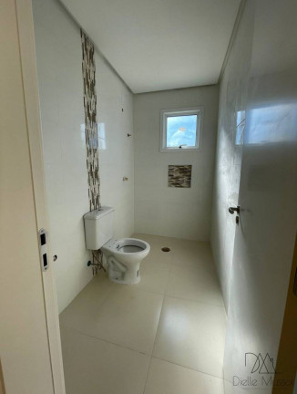 Imagem Sobrado com 3 Quartos à Venda, 179 m² em Colina Sorriso - Caxias Do Sul