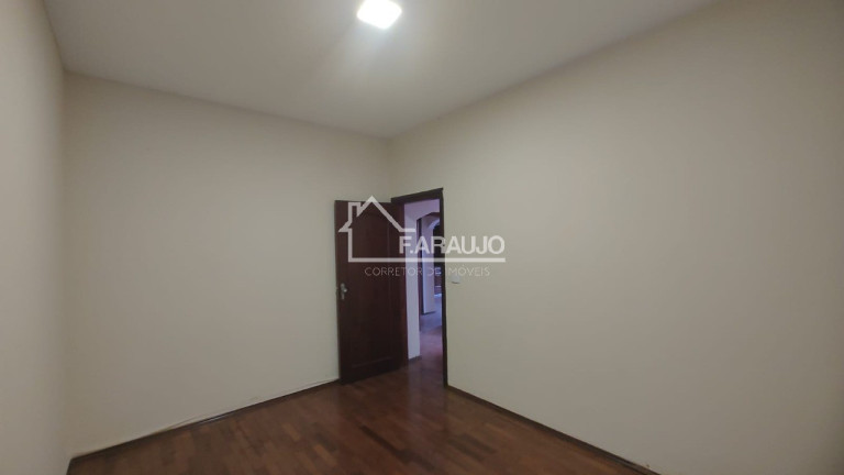 Imagem Casa com 4 Quartos à Venda, 265 m² em Vila Trujillo - Sorocaba