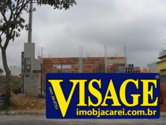 Casa com 3 Quartos à Venda,  em Vila Branca - Jacareí