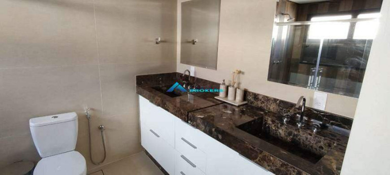 Imagem Casa com 4 Quartos à Venda, 376 m² em Bairro Caxambu - Jundiaí Imagem Casa com 4 Quartos à Venda, 376 m² em Bairro Caxambu - Jundiaí