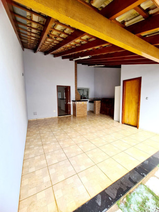 Casa com 3 Quartos à Venda, 140 m²