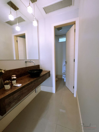 Imagem Apartamento com 3 Quartos à Venda, 188 m² em Centro - Florianópolis Imagem Apartamento com 3 Quartos à Venda, 188 m² em Centro - Florianópolis