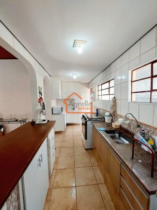 Imagem Imóvel com 3 Quartos à Venda, 170 m² em Chácaras Sol Nascente - Mogi Mirim Imagem Imóvel com 3 Quartos à Venda, 170 m² em Chácaras Sol Nascente - Mogi Mirim