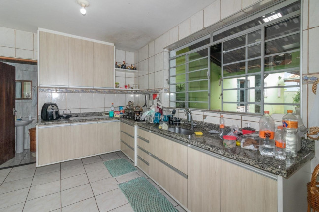 Imagem Casa com 4 Quartos à Venda, 299 m² em Vila Santana - Campinas Imagem Casa com 4 Quartos à Venda, 299 m² em Vila Santana - Campinas