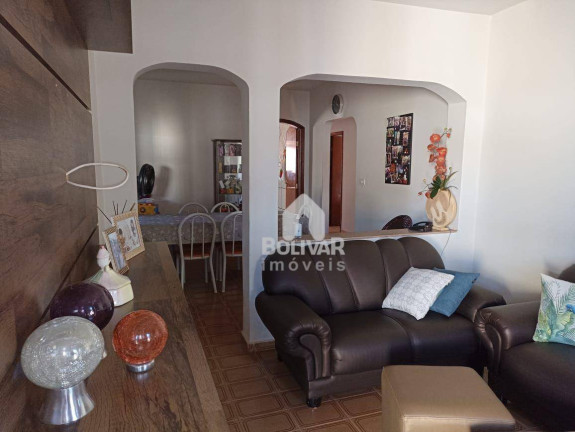Imagem Casa com 3 Quartos à Venda, 200 m² em Setor Afonso Pena - Itumbiara