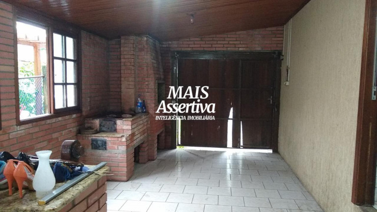 Imagem Casa com 2 Quartos para Alugar, 1.800 m² em Diehl - Novo Hamburgo Imagem Casa com 2 Quartos para Alugar, 1.800 m² em Diehl - Novo Hamburgo