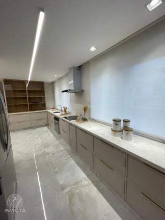 Imagem Cobertura com 4 Quartos à Venda, 234 m² em Centro - Balneário Camboriú