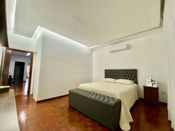 Casa com 3 Quartos à Venda, 180 m² em Parque Xangri-lá - Contagem