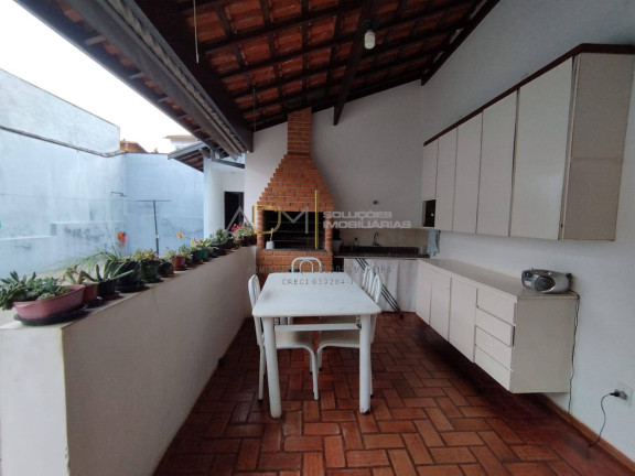 Sobrado com 4 Quartos à Venda, 420 m² em Centro - Botucatu