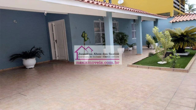 Imagem Casa com 3 Quartos à Venda, 214 m² em Parque Balneário Poiares - Caraguatatuba