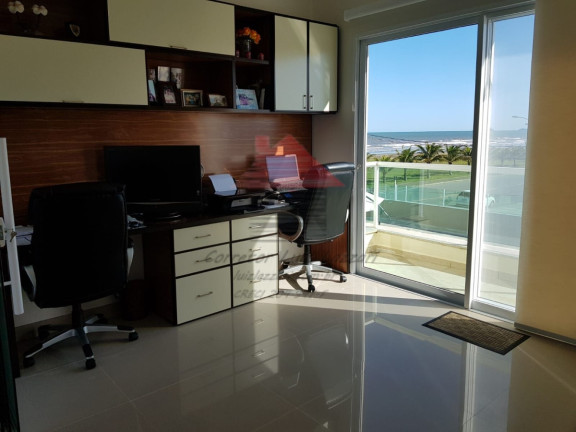 Imagem Casa com 5 Quartos à Venda, 638 m² em Jardim Marcia - Peruíbe Imagem Casa com 5 Quartos à Venda, 638 m² em Jardim Marcia - Peruíbe