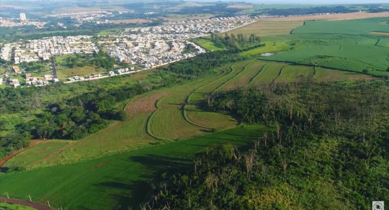 Imagem Terreno à Venda, 1.302 m² em Vila Do Golf - Ribeirão Preto Imagem Terreno à Venda, 1.302 m² em Vila Do Golf - Ribeirão Preto