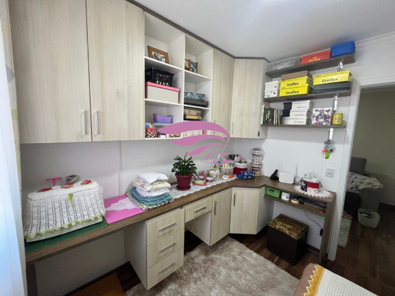 Imagem Imóvel com 3 Quartos à Venda, 62 m² em Tatuquara - Curitiba