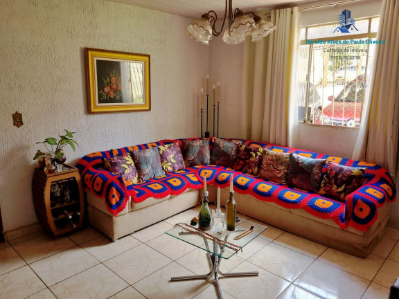 Imagem Casa com 2 Quartos à Venda, 229 m² em Setor Leste Universitário - Goiânia